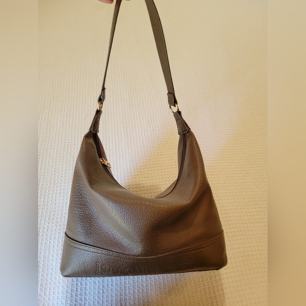 Isaac Mizrahi Brown Leather Shoulder Bag - Picture 4 of 11
